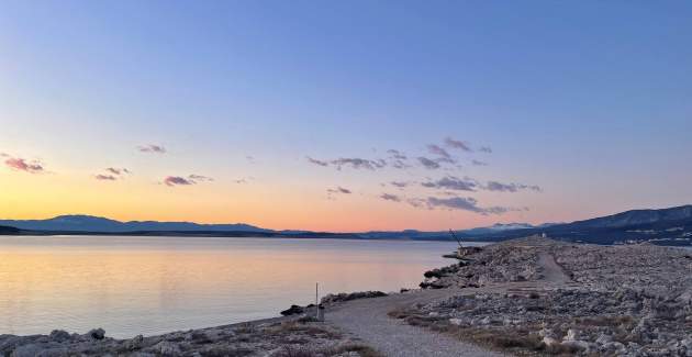 Apartment Beakovic – 40 m from the Sea