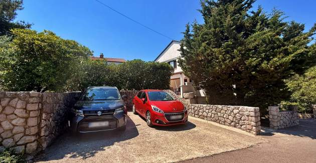 Apartman Željko A4 s bazenom i terasom