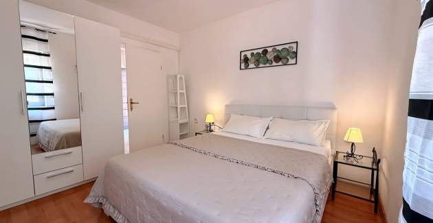 Apartman Željko A2 s bazenom