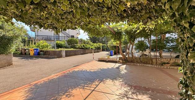 Apartman Dragica A2 – pogled more i balkon