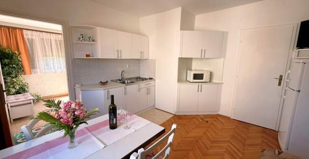 Apartman Dragica A2 – pogled more i balkon