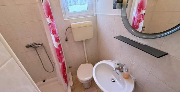 Apartman Dragica A2 – pogled more i balkon