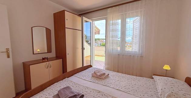 Apartman Dragica A4 – pogled more i balkon