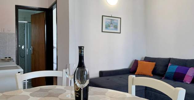 Apartment Horvat 1 – Sea View