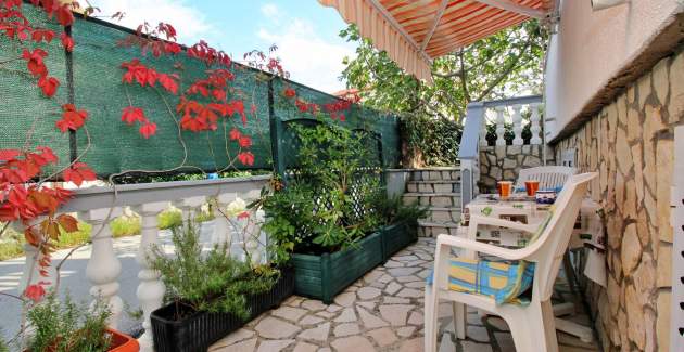 Apartment Horvat 3 – 240 m from the Sea