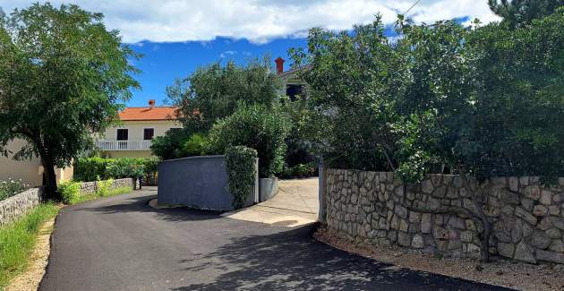 Apartment Horvat 3 – 240 m from the Sea