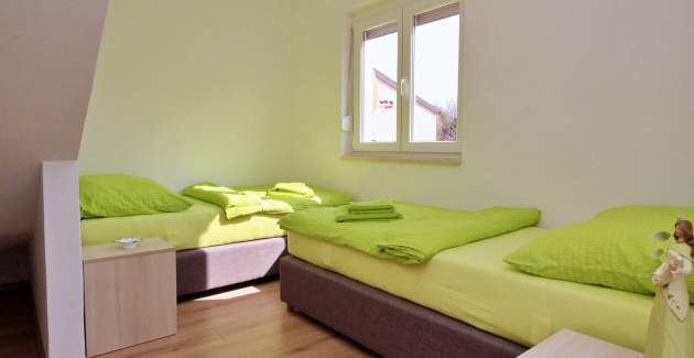 Apartment Ivo 2 – Sea View, Near Beach