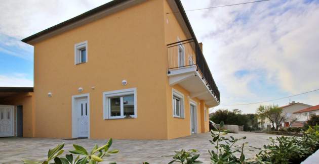 Apartment Ivo 3 – Attic, Near the Beach