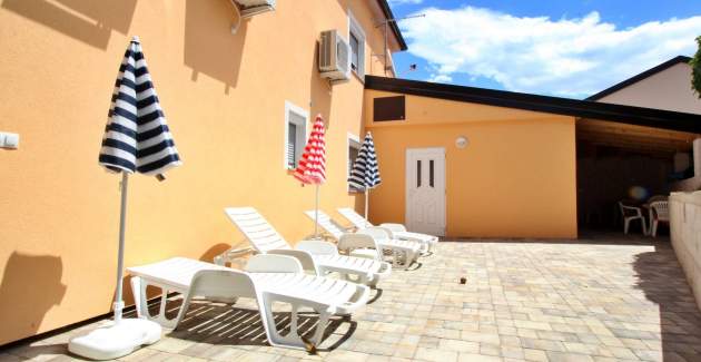 Apartment Ivo 3 – Attic, Near the Beach