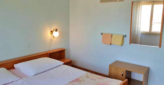 Apartment Jakominic – 400 m from the Sea