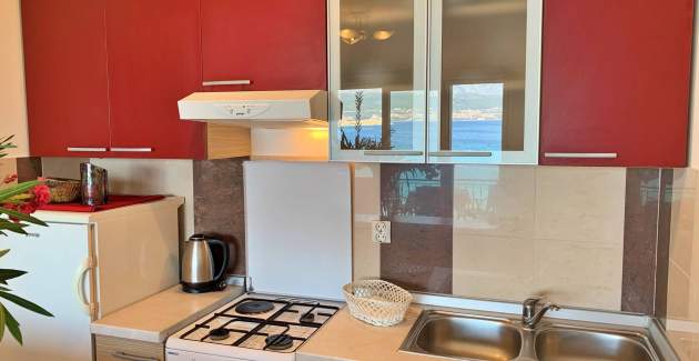 Apartment Koraljka 2 – Sea View