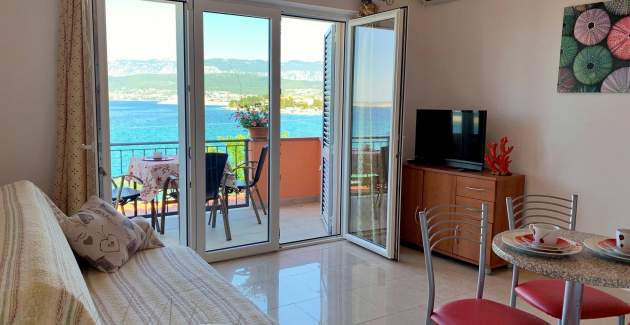 Apartment Koraljka 2 – Sea View