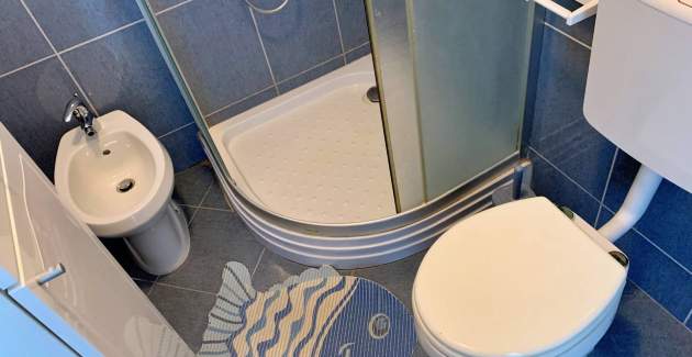 Apartment Koraljka 3 – Sea View