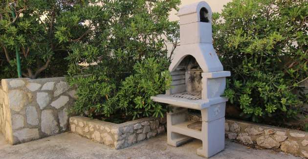 Apartment Kristijan – Seafront & Sea View