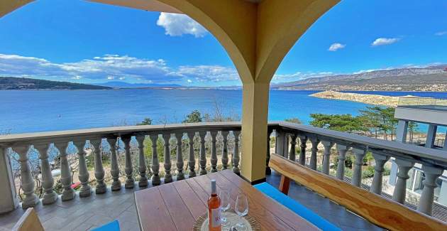 Apartment Neptun 2 – Sea View, 20 m from Sea