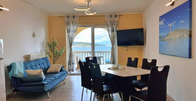 Apartment Neptun 2 – Sea View, 20 m from Sea