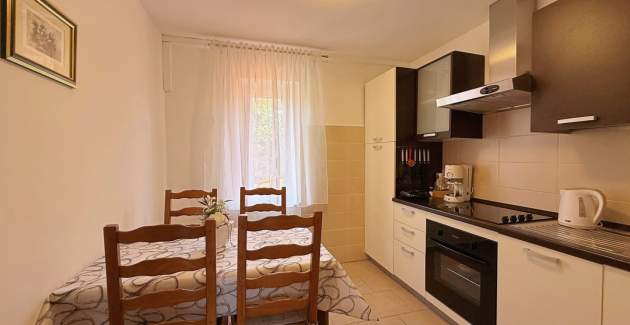 Apartment Nevenka 1 – Meerblick, 70 m vom Meer