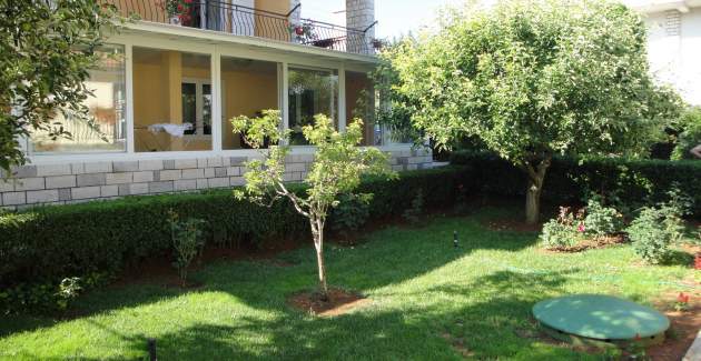 Apartment Nevenka 2 – 70 m from the Sea