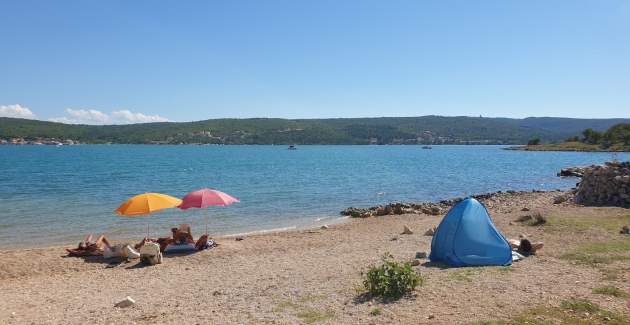 Apartment Nevenka 2 – 70 m from the Sea