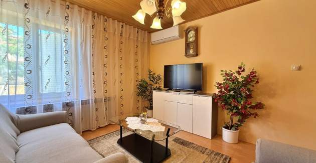 Appartamento Nevenka 3 – Vista mare, 70 m dal mare