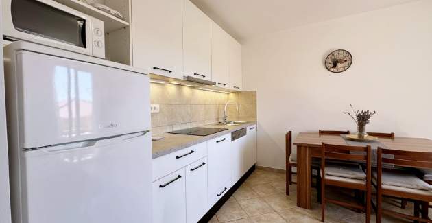 Apartment Pinta de Sol 4 – Sea View, Pet-Friendly