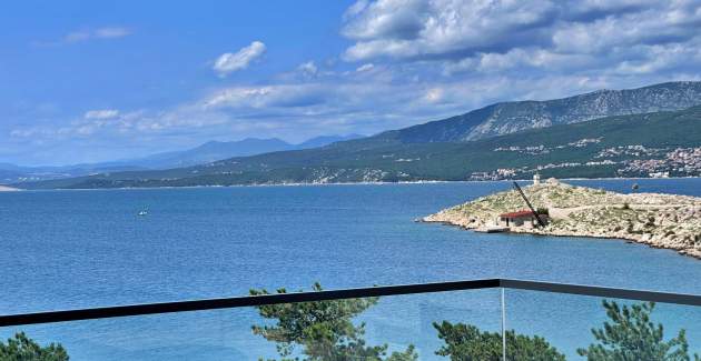 Apartment Punta Silo A10 – Pool and Sea View