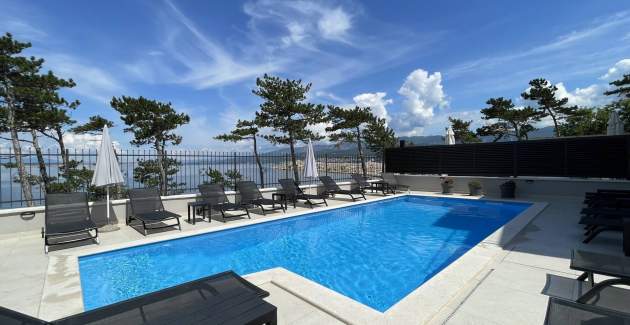 Apartment Punta Silo A10 – Pool and Sea View