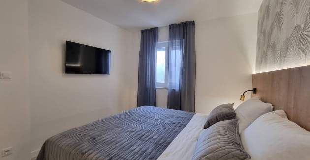 Apartment Punta Silo A1 – Pool and Sea View