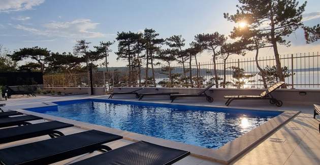 Apartment Punta Silo A1 – Pool and Sea View