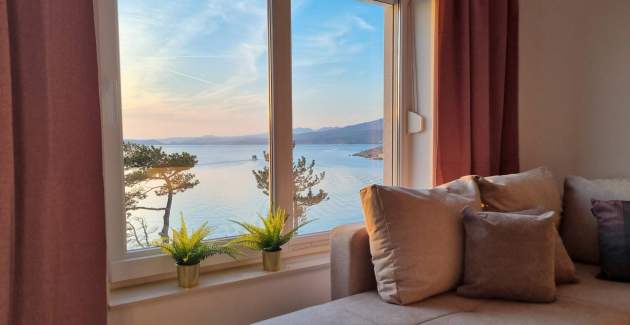 Appartamento Punta Silo B5 – piscina e vista mare