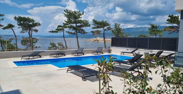 Appartamento Punta Silo B5 – piscina e vista mare