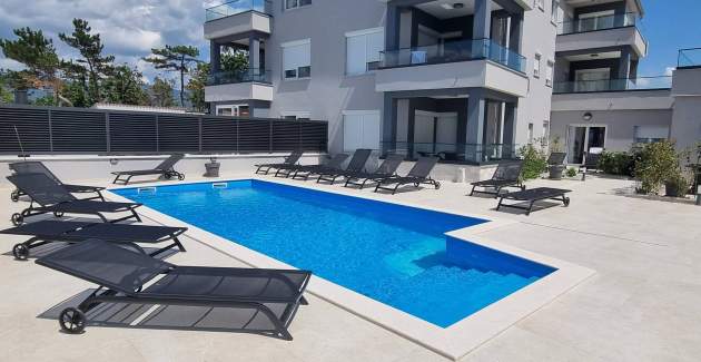 Appartamento Punta Silo B5 – piscina e vista mare