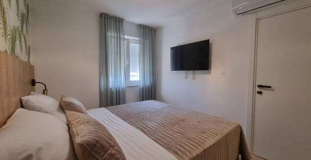 Apartment Punta Silo B8 – Pool and Sea View