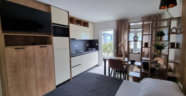 Studio-Apartment Punta Silo A4 – Pool und Meerblick