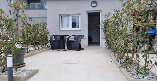 Studio-Apartment Punta Silo A4 – Pool und Meerblick