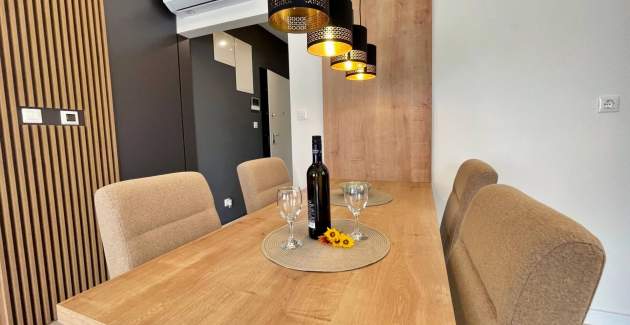 Apartment Punta Silo B1 – Pool and Sea View