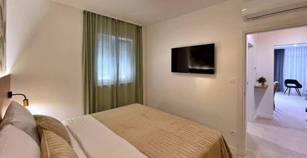 Apartment Punta Silo B1 – Pool and Sea View