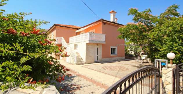 Apartment Radosna 1 – 300 m from Sea