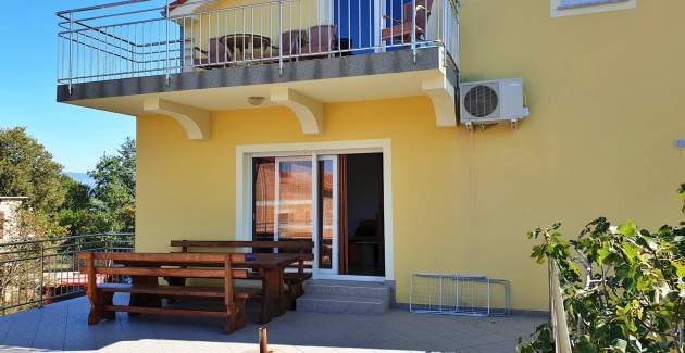 Apartment Rea – 220 m from Sea