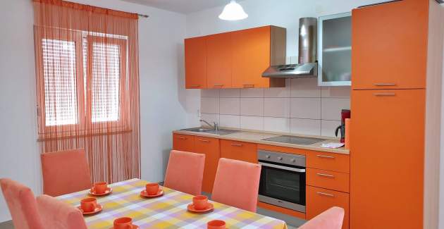 Apartment Rea – 220 m from Sea