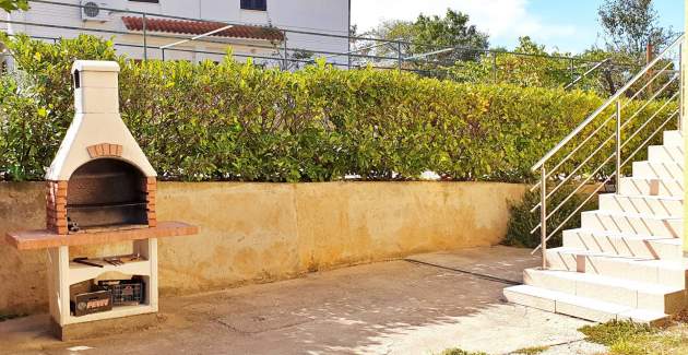 Apartment Rea – 220 m from Sea