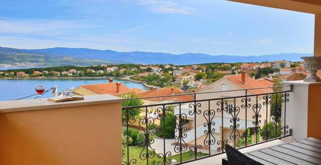 Apartment Rebeka 3 – Sea View, 160 m from Sea