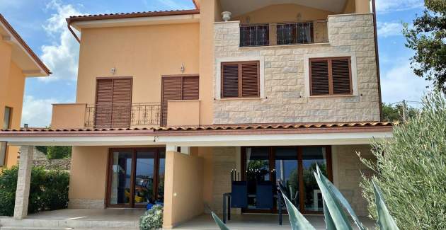 Apartment Rebeka 3 – Sea View, 160 m from Sea