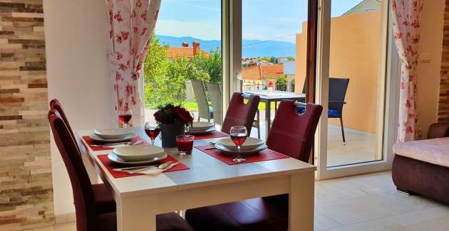 Apartment Rebeka 1 – Sea View, 160 m from Sea