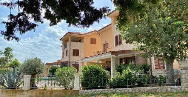 Apartment Rebeka 1 – Sea View, 160 m from Sea