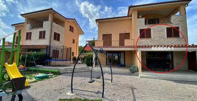 Apartment Rebeka 1 – Sea View, 160 m from Sea