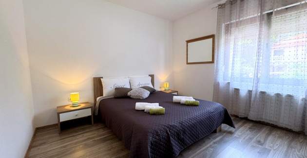 Apartment Rozi – Sea View and Balcony