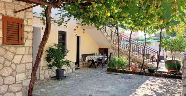 Apartment Santic V – Sea View