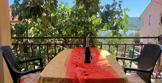 Apartment Santic V – Sea View