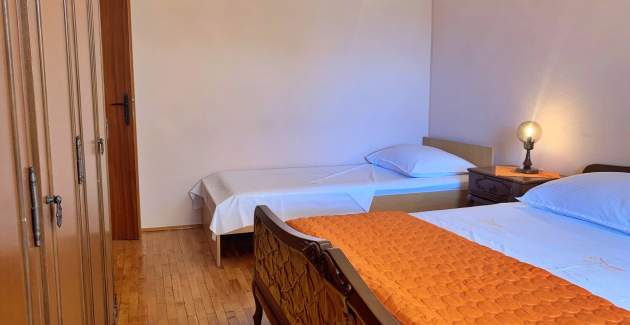 Apartment Santic V – Sea View